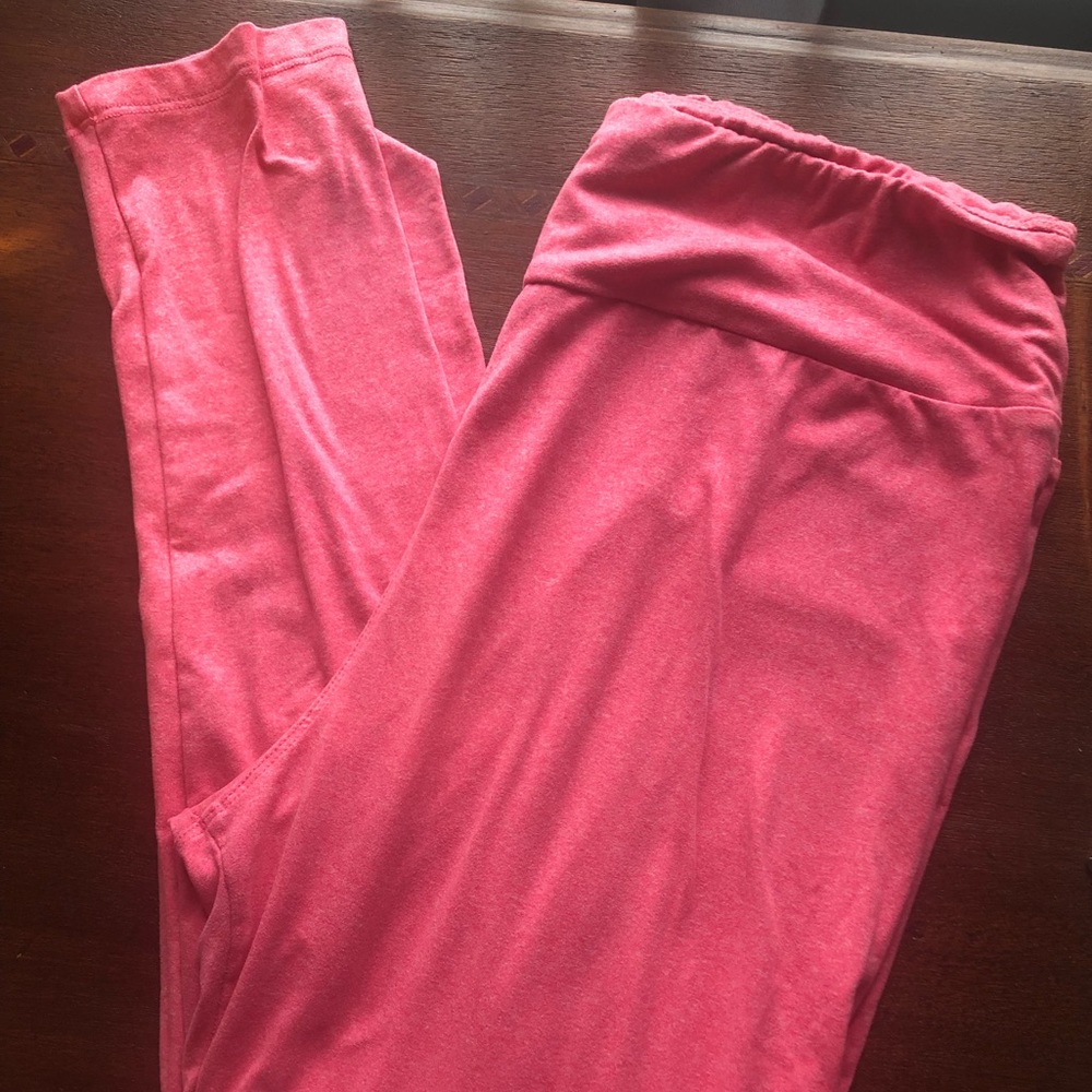 Solid pink LuLaRoe leggings